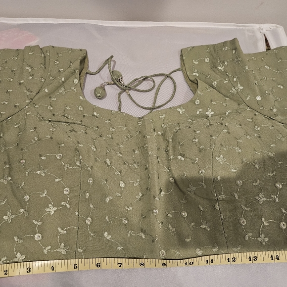 Satin Saree - Picture 7 of 13